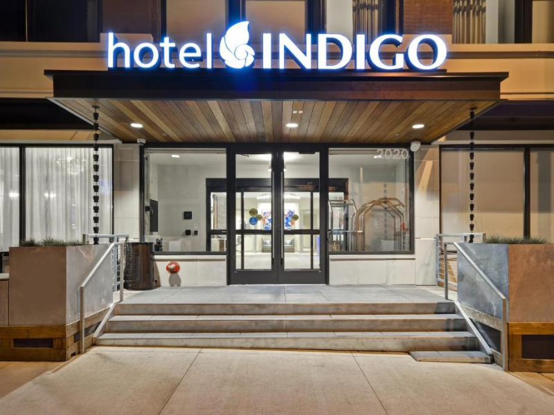 Hotels & Event Centers